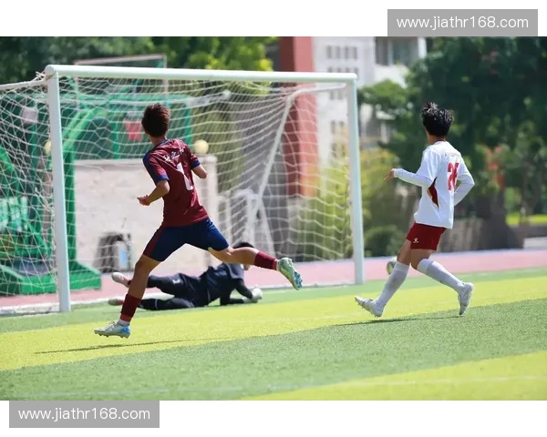 2014年校园足球联赛：热血对决与青春梦想的碰撞