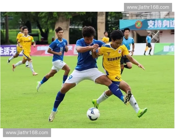 广州校园足球联赛：激发青少年足球热情 提升校园体育文化的蓬勃发展